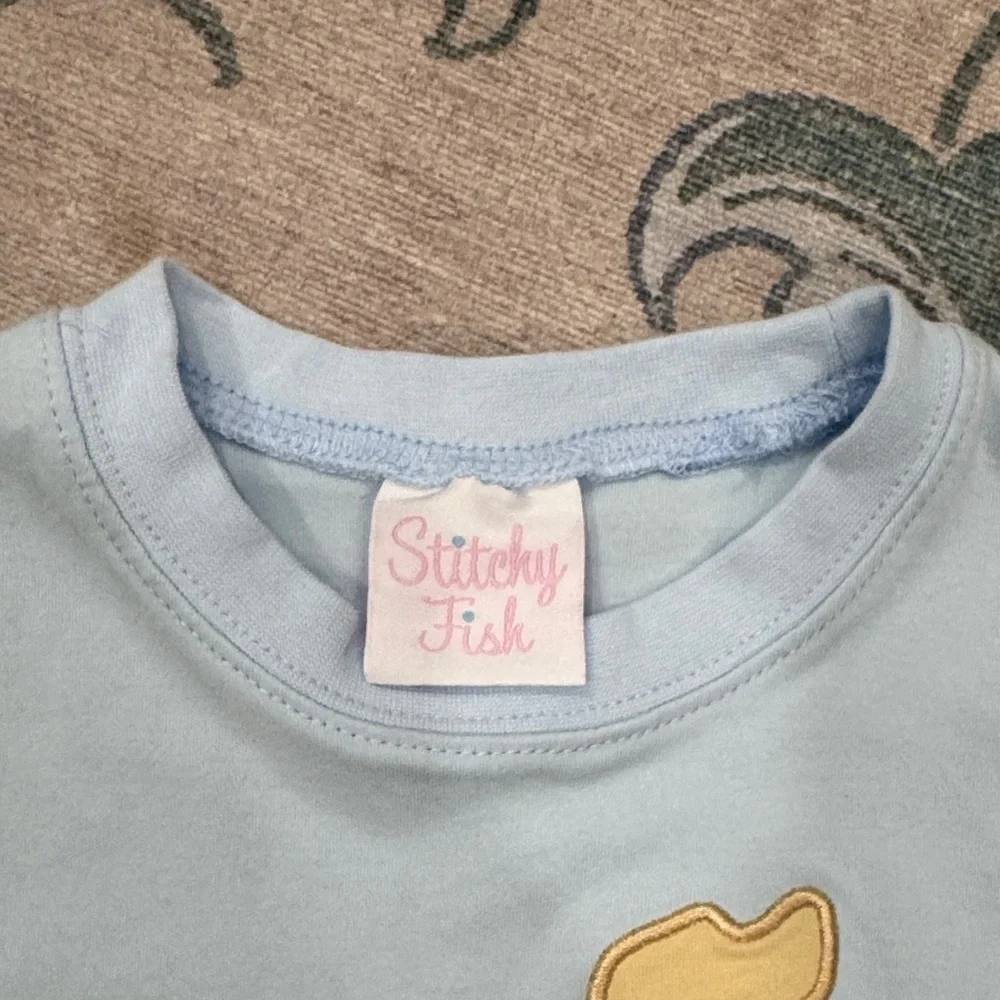 Stitchy Fish Light Blue Kids Short Sleeve Tee Size 5 100% Cotton